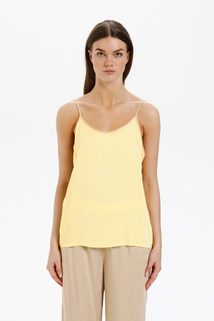 Toppur - Elfin Yellow