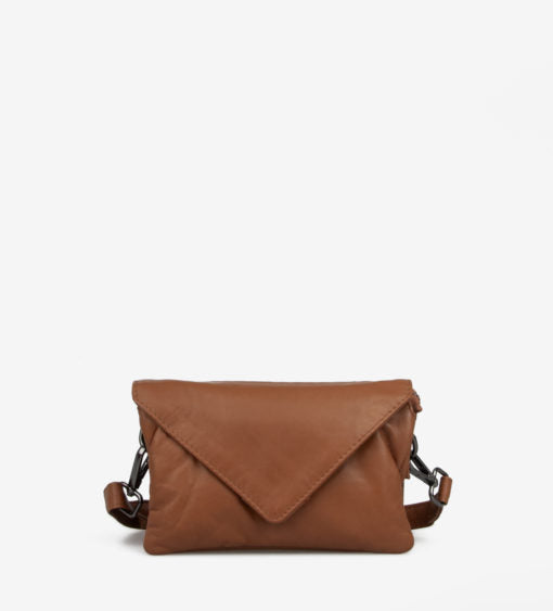 Evie Clutch Cognac